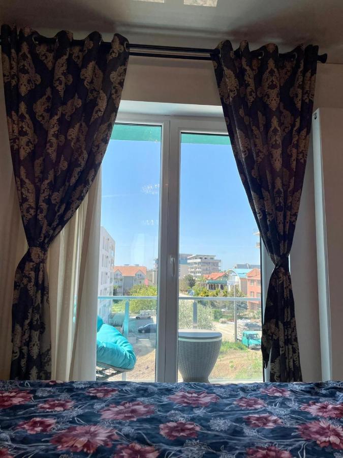 Ademi Apartment นาโวดาริ ภายนอก รูปภาพ