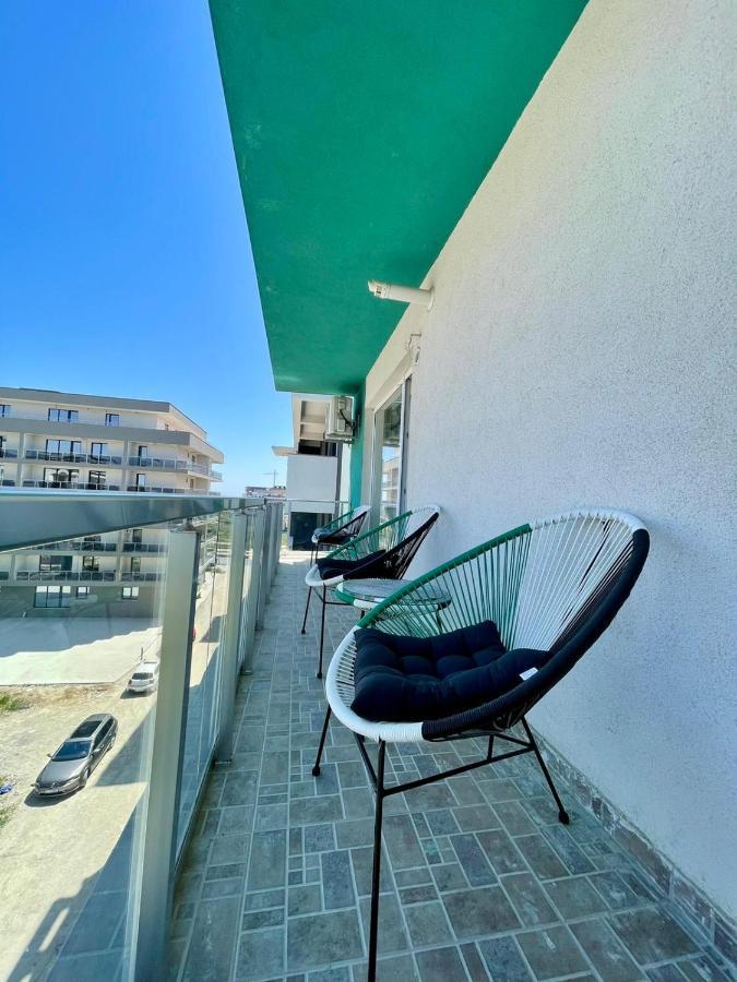 Ademi Apartment นาโวดาริ ภายนอก รูปภาพ